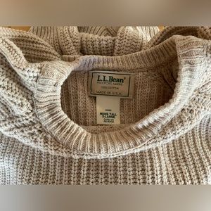 LL BEAN knitted sweater